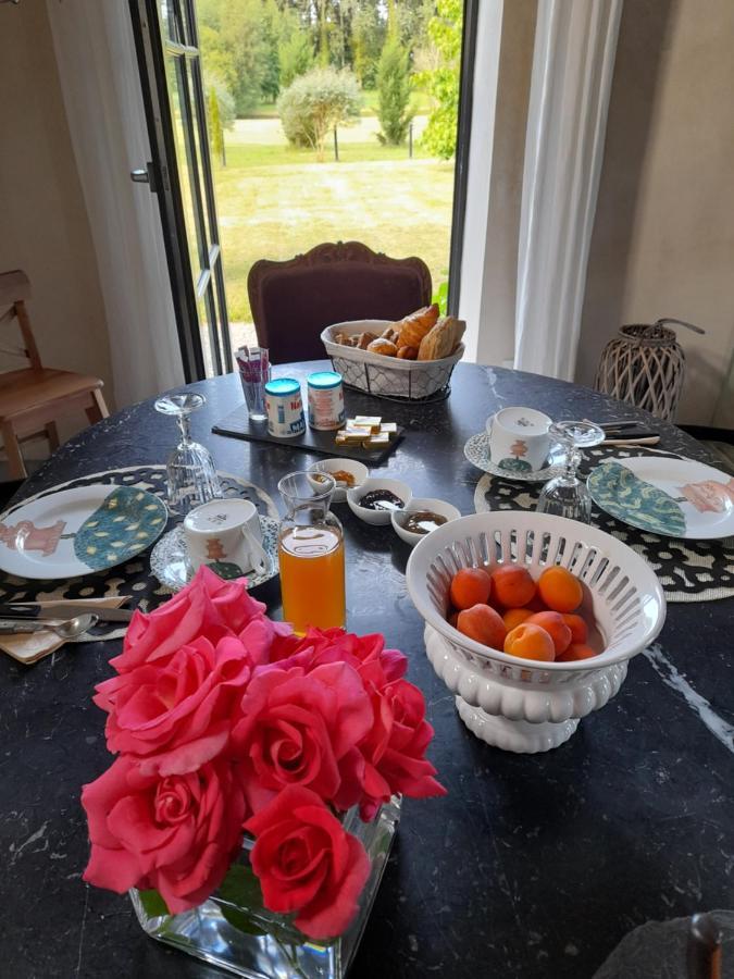 La Sellerie Bed and Breakfast Romagne  Eksteriør billede